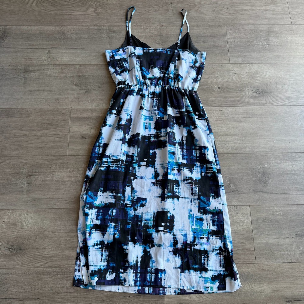 Vince Camuto Blue Black White Abstract Print Midi Dress - Picture 7 of 9